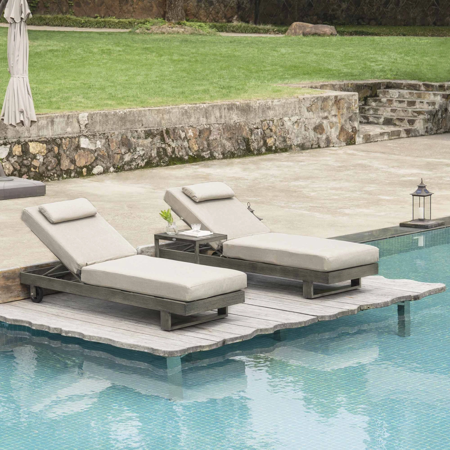 Montrose Aluminium Outdoor Sun Lounger Set, Brushed Silver Oak - Image 2