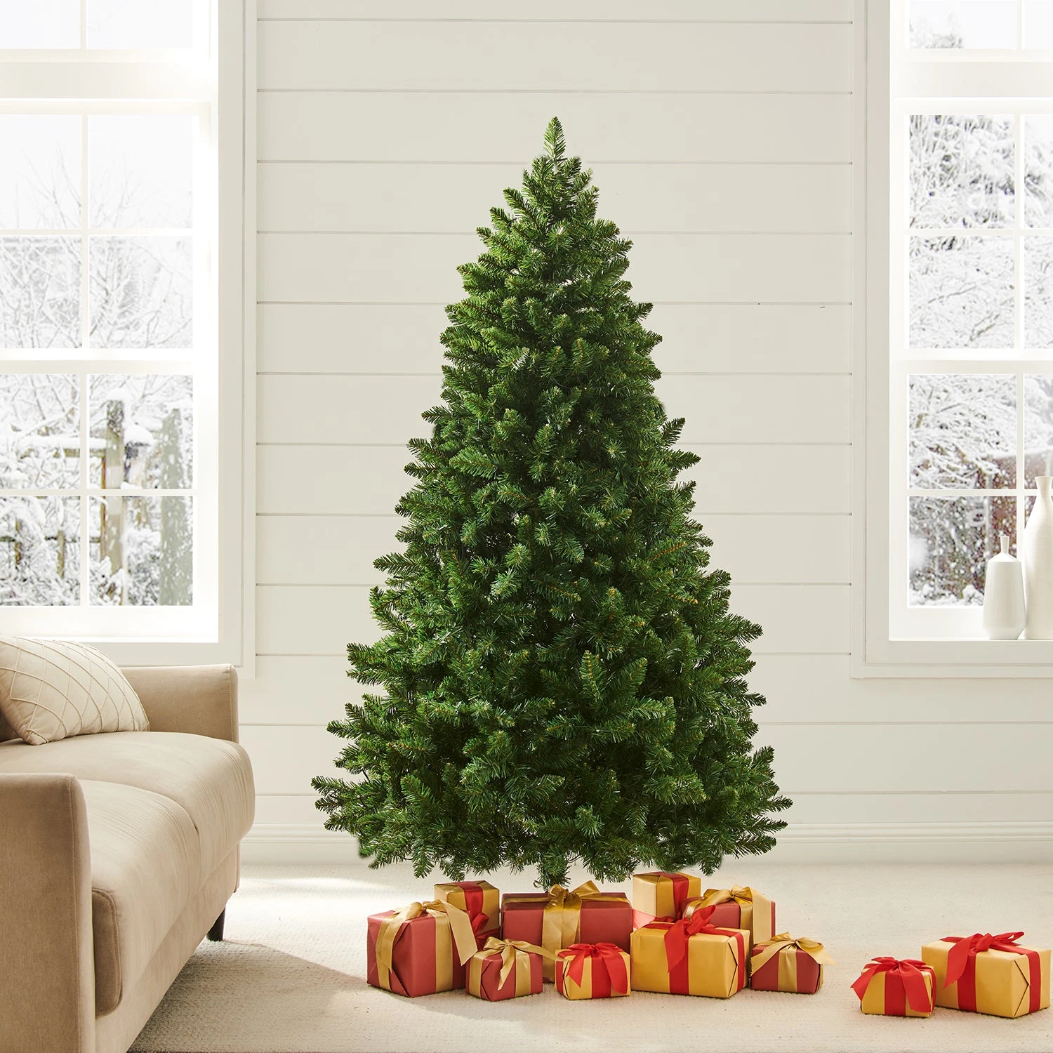 Pre-lit Artificial Green Spruce Christmas Tree With Warm White LED Lights (5ft To 8ft) - Image 3