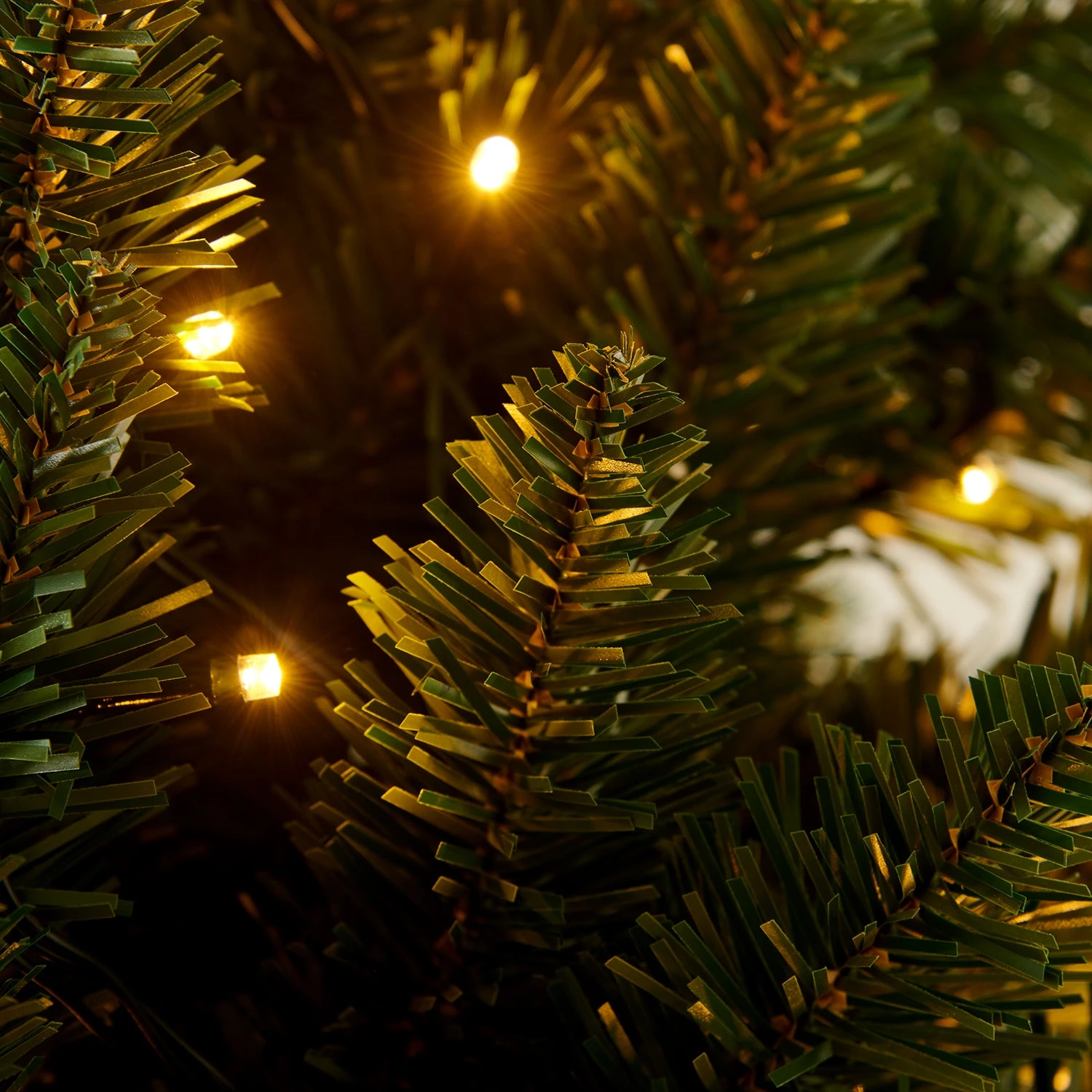 Pre-lit Artificial Green Spruce Christmas Tree With Warm White LED Lights (5ft To 8ft) - Image 5